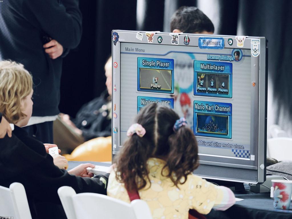 ការស្រាវជ្រាវអំពីយន្តការលេង: ការបង្កើតនិងការលេងនៅក្នុងពិភពឌីជីថល